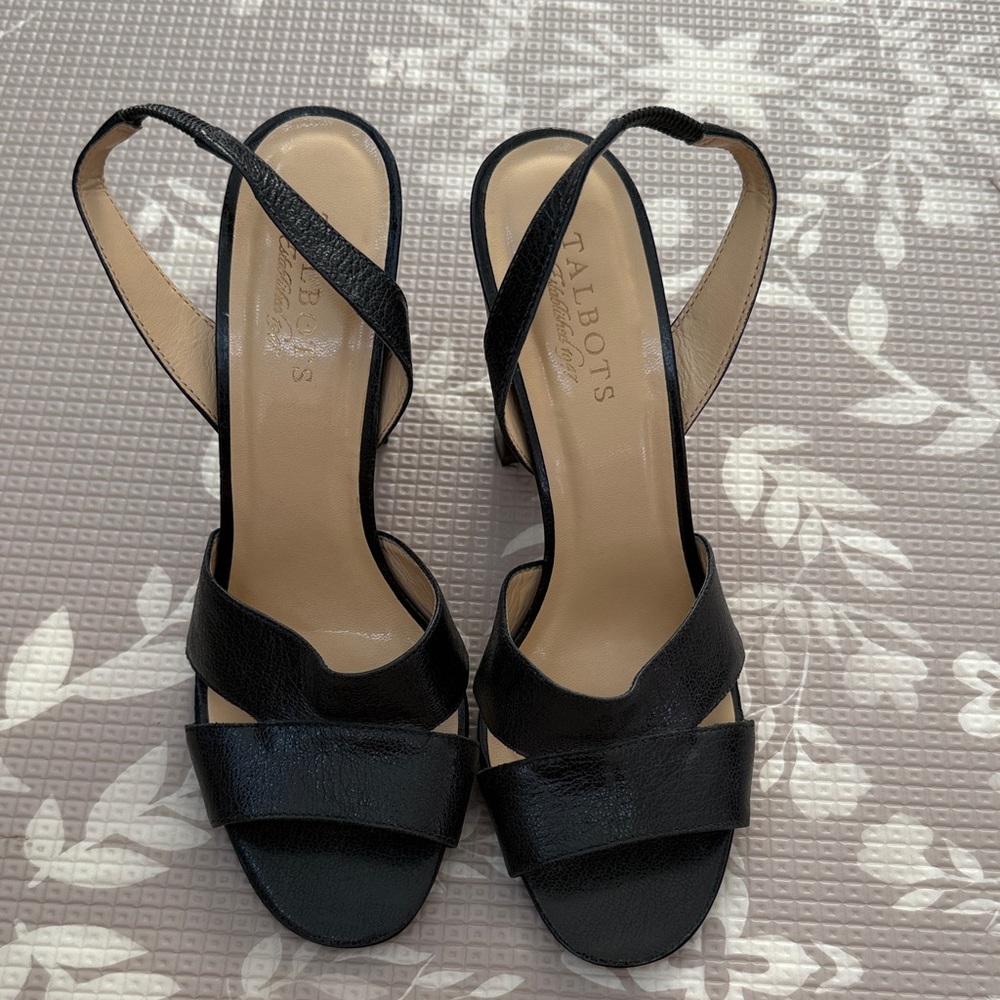 Talbots Black Leather Strappy With Wooden Heels Size 9
